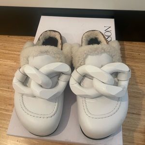 JW ANDERSON white chain link fur shearling mule sz 39 us 9
